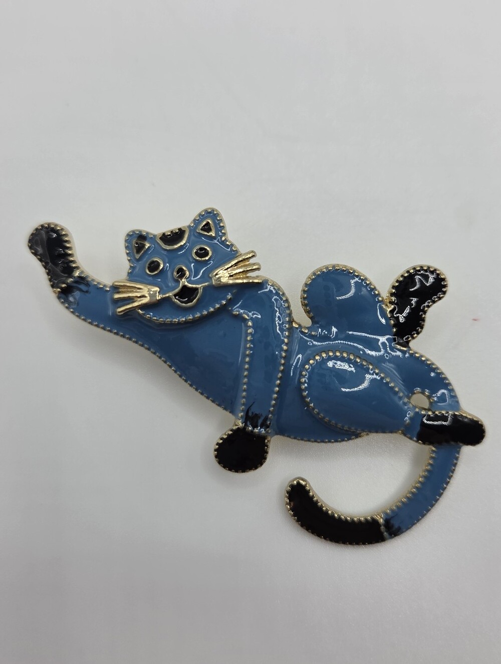 Blue Enamel Cat Brooch Gold Tone Trim Black Accents Novelty Pin New